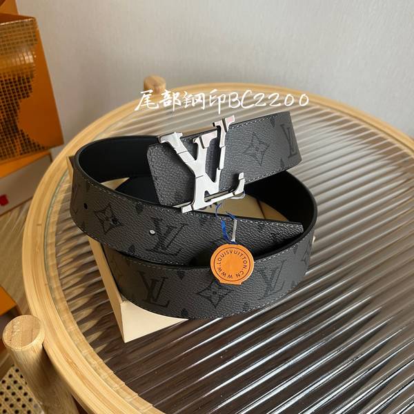 Louis Vuitton 40MM Belt LVB00364